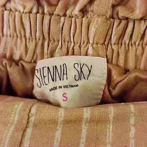 Sienna Sky 100% cotton capris size small - Picture 3 of 3